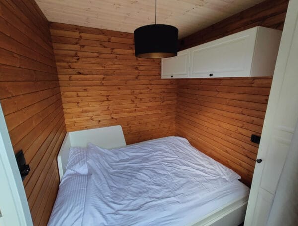 Sypialnia w domku nad Wisłą Wisla66 – wygodne łóżko