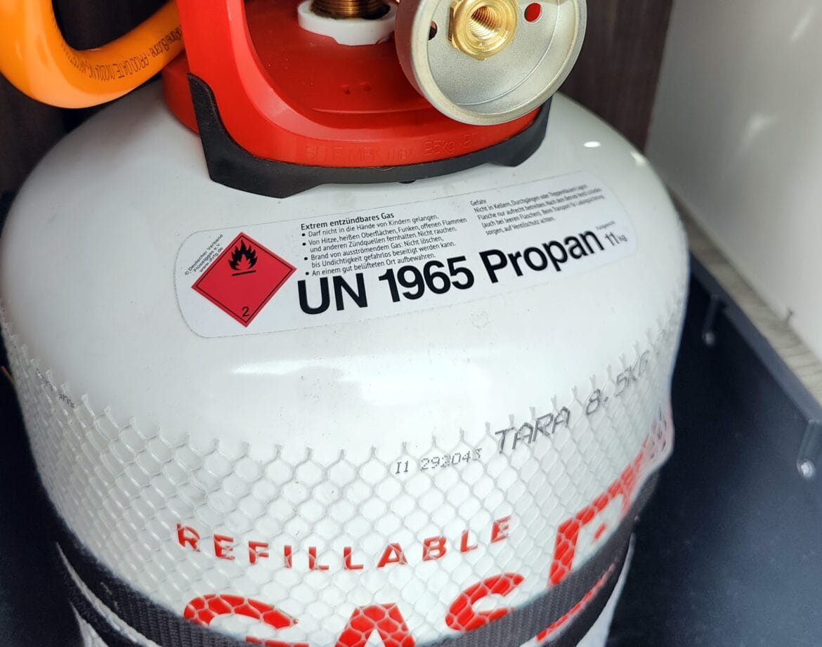Butla gazowa LPG w kamperze